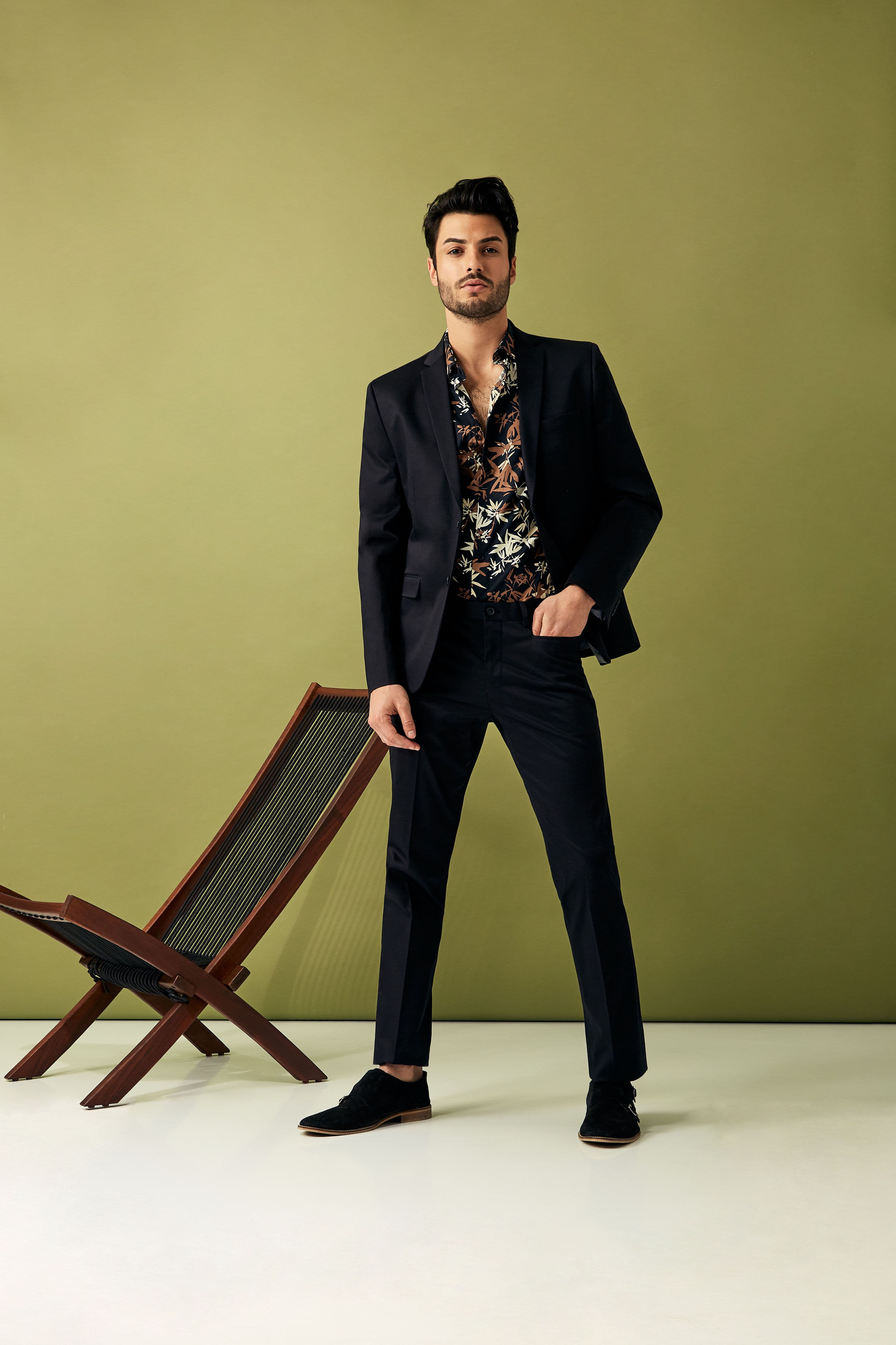 Formal suit preview